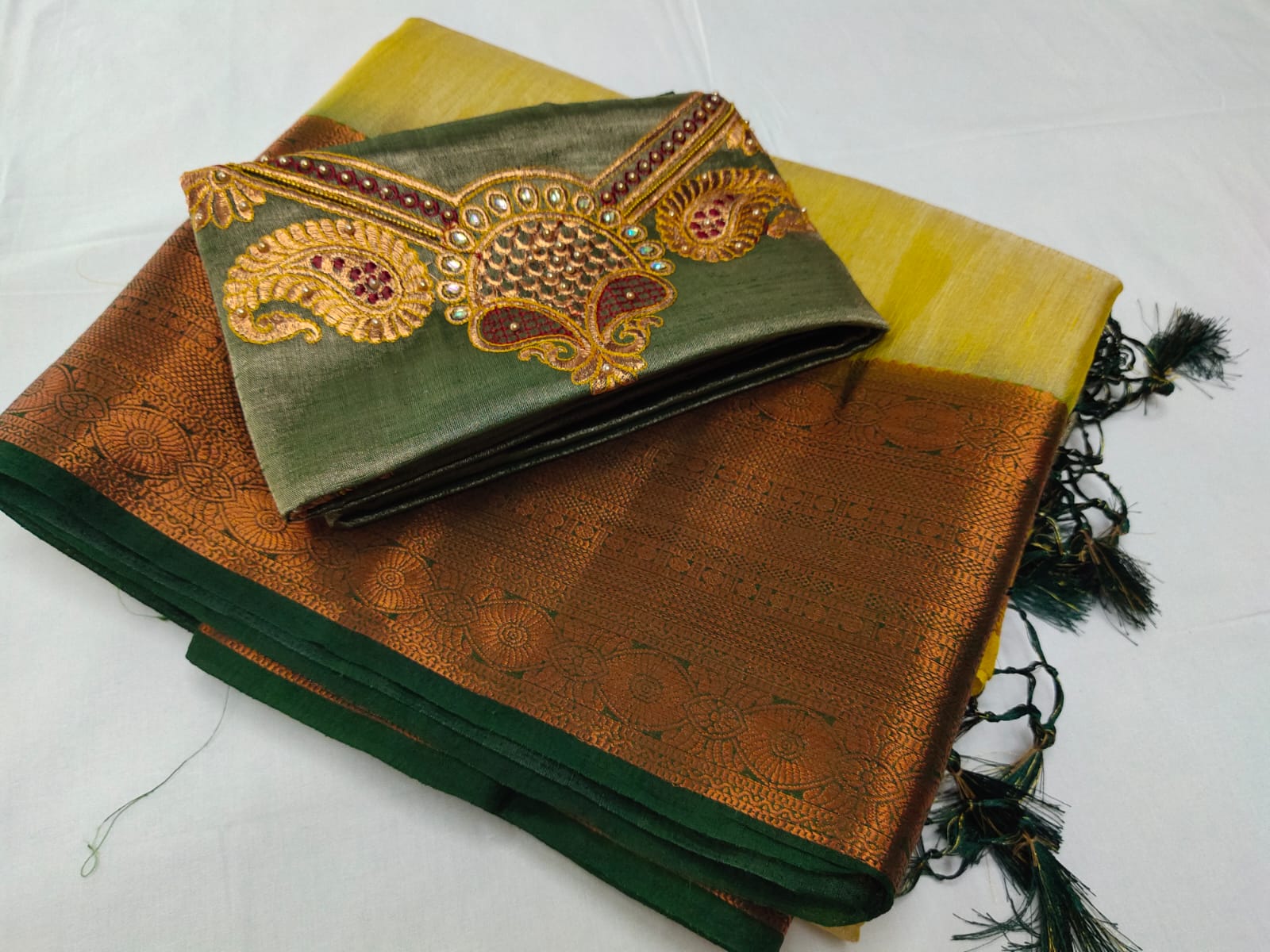 tissue1766a.jpeg tissue1766a.jpeg